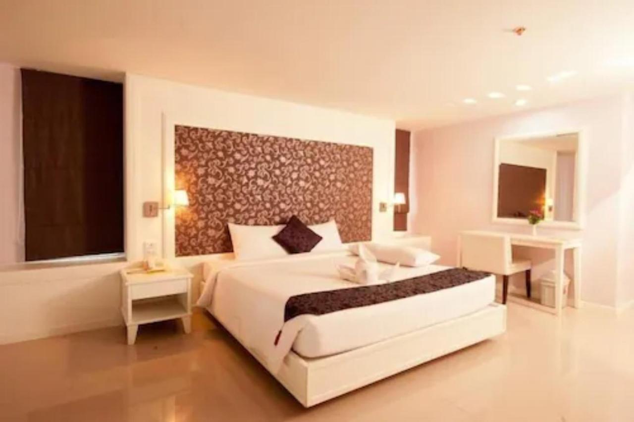 Hotel Convenient Grand Suvarnabhumi Samut Prakan