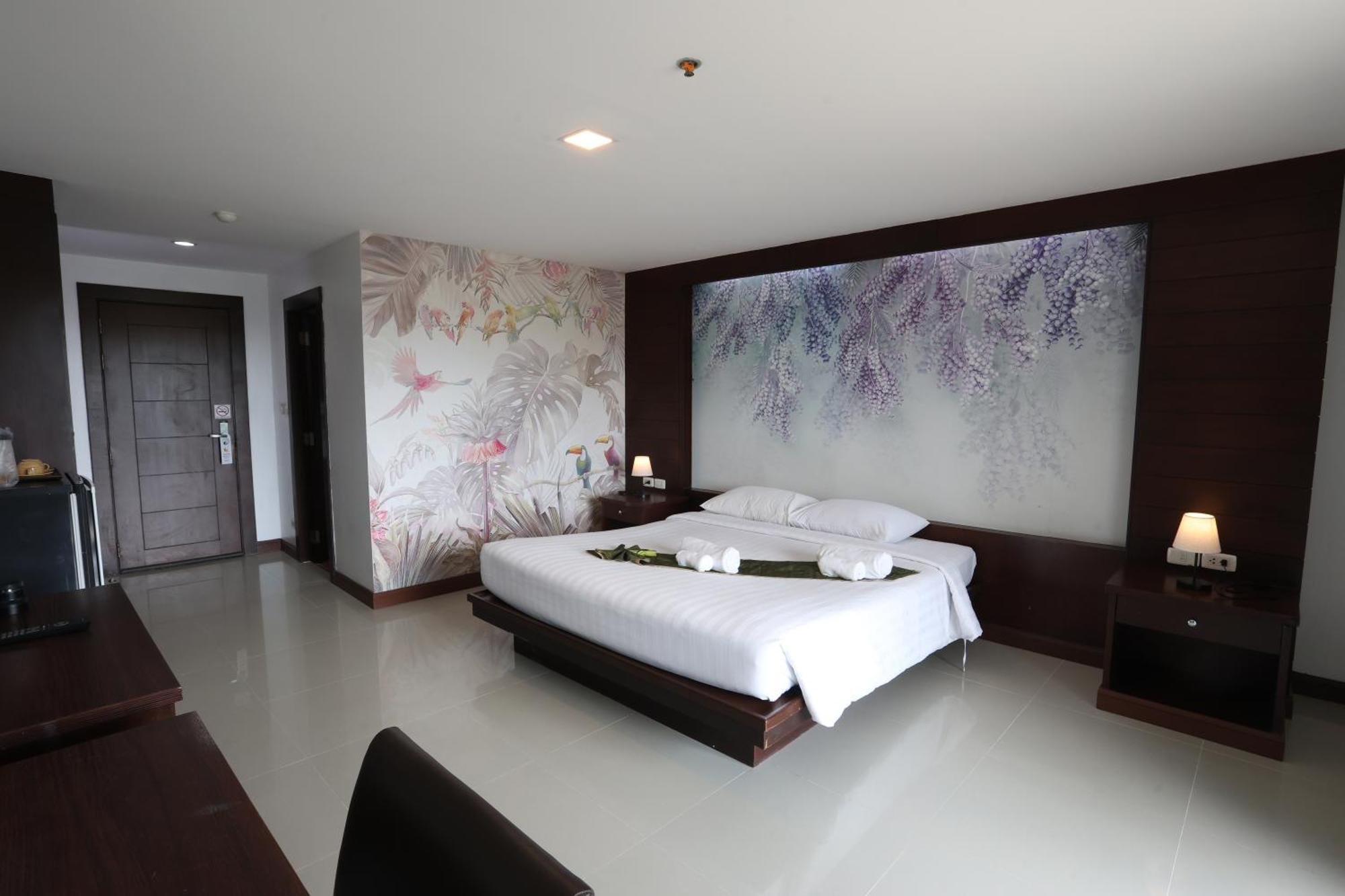 Convenient Grand Suvarnabhumi 5*